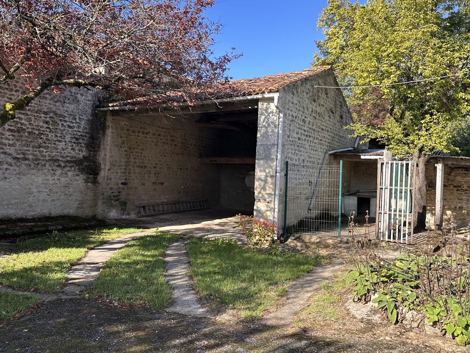 Landsbyhus i La  Croix-Comtesse, Charente-Maritime - foto 3