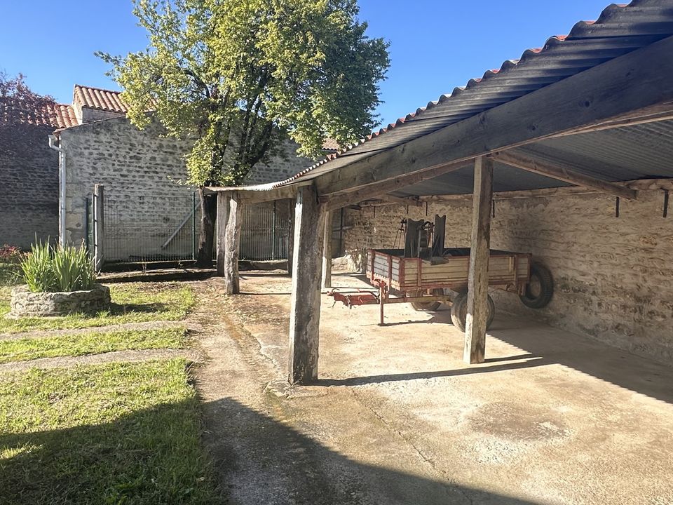 Landsbyhus i La  Croix-Comtesse, Charente-Maritime - foto 4