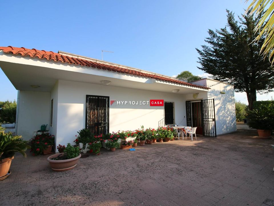 Villa - Martina Franca, Taranto - photo 1