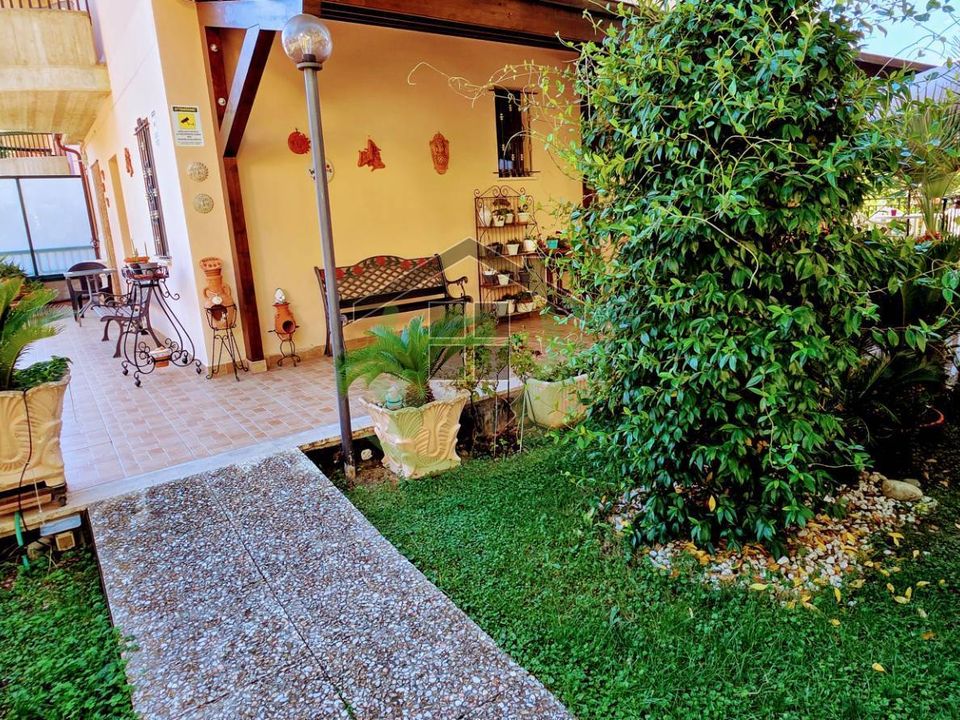 Reihenhaus in Ascoli Piceno, Ascoli Piceno - Foto 2