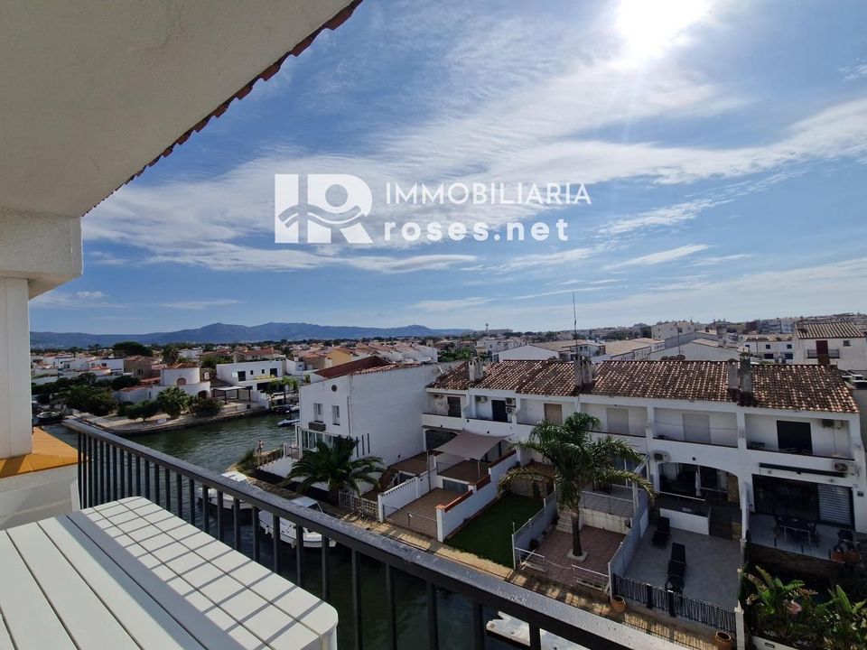 Lejlighed i Empuriabrava, Gerona - foto 5