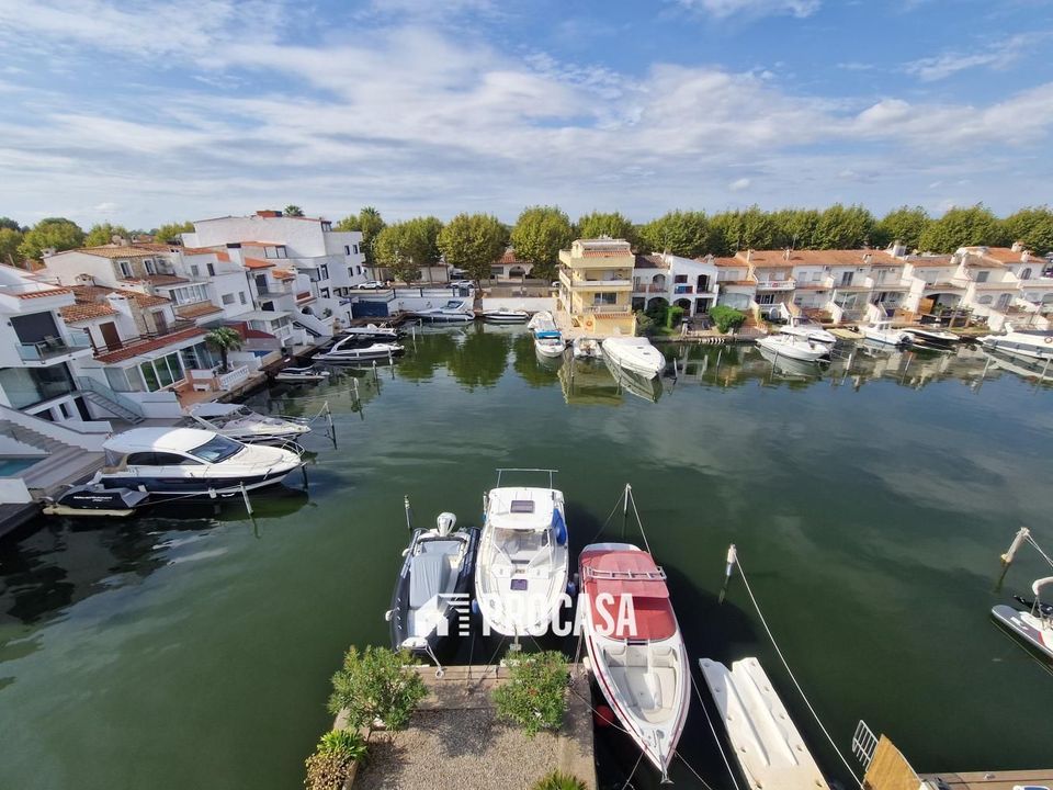 Lejlighed i Empuriabrava, Gerona - foto 4