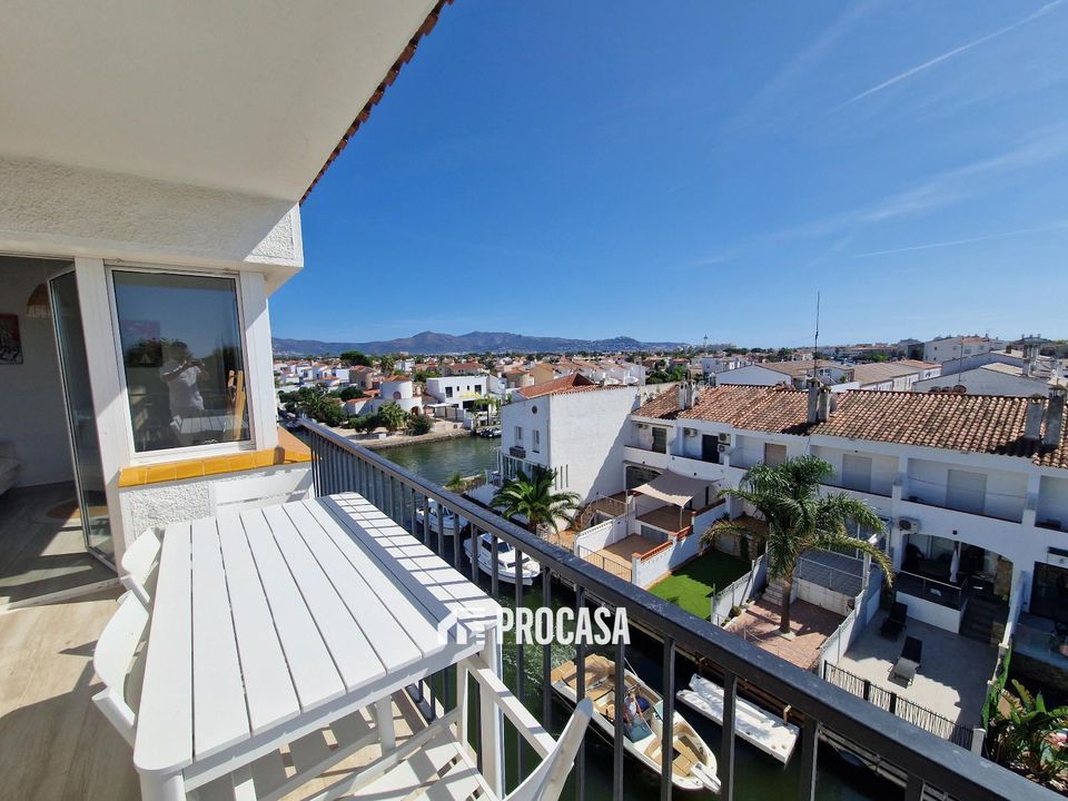 Lejlighed i Empuriabrava, Gerona - foto 3