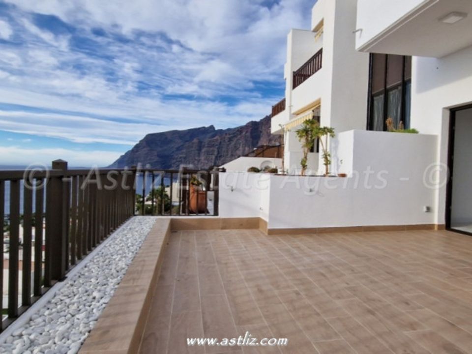 Lejlighed i Acantilado De Los Gigantes, Tenerife - foto 1