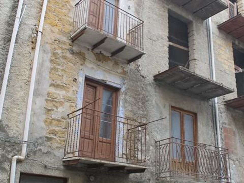 Byhus i Alessandria della Rocca, Agrigento - foto 1