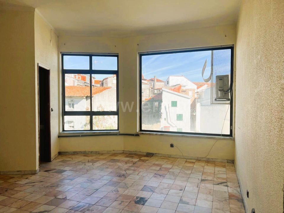 Erhvervsejendom i Covilha, Castelo Branco - foto 3
