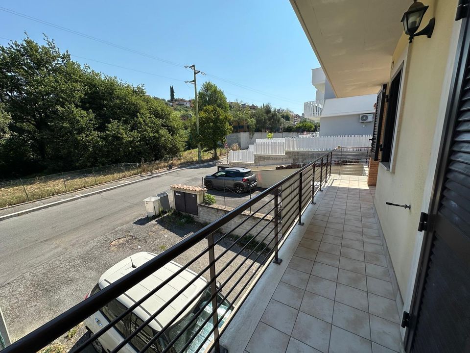 Byhus i Guidonia Montecelio, Rome - foto 3
