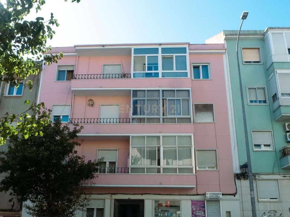 Lejlighed i Amadora, Lisbon - foto 1