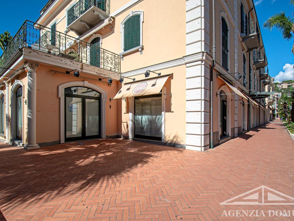 Erhvervsejendom i Bordighera, Imperia - foto 1