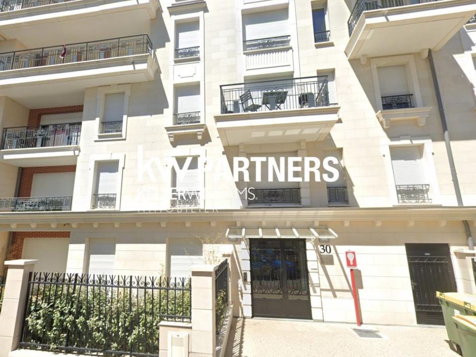 Garage i Clamart, Hauts-de-Seine - foto 2