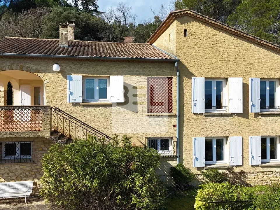 Villa a Bagnols-sur-Cèze, Gard - foto 1