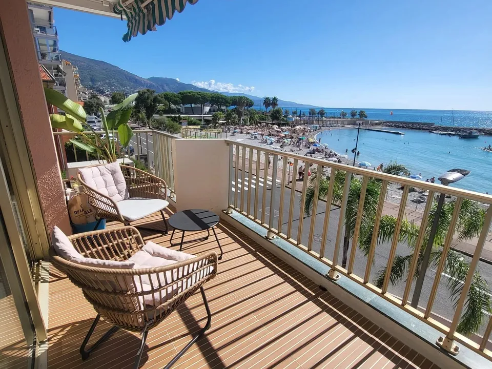 Lejlighed i Roquebrune-Cap-Martin, Alpes-Maritimes - foto 2