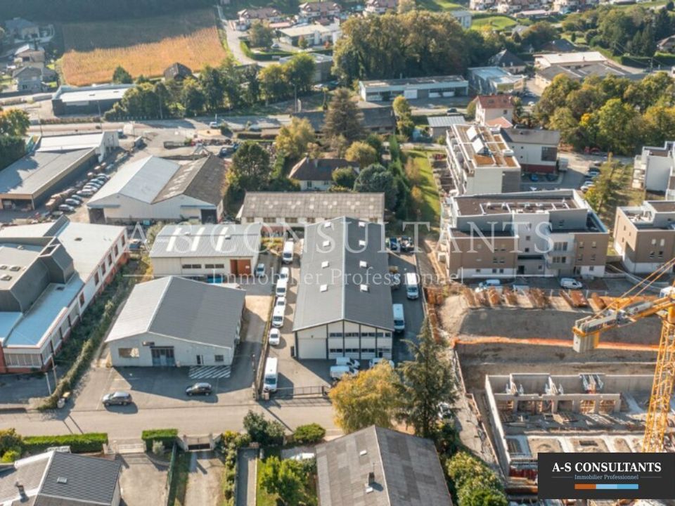 Erhvervsejendom i Challes-les-Eaux, Savoie - foto 3