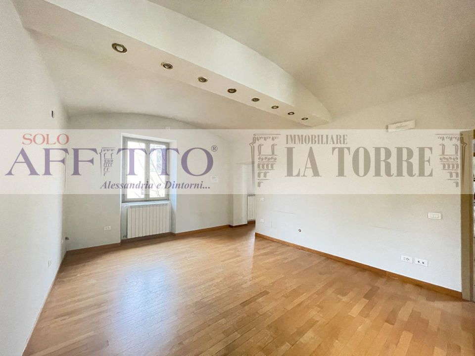 Erhvervsejendom i Alessandria, Alessandria - foto 2