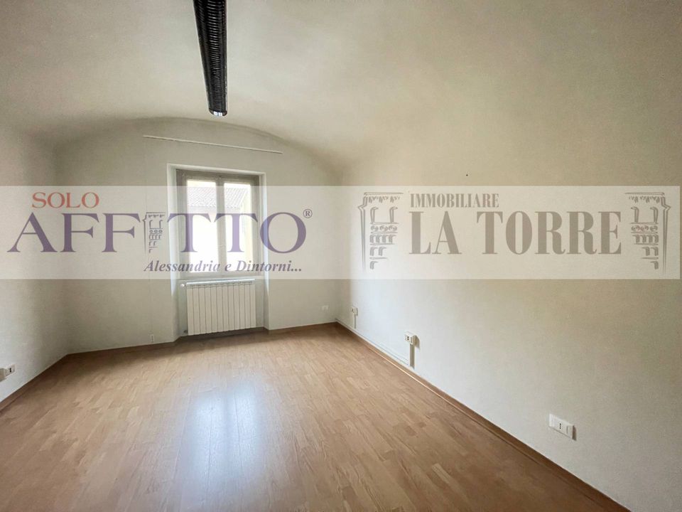 Erhvervsejendom i Alessandria, Alessandria - foto 5