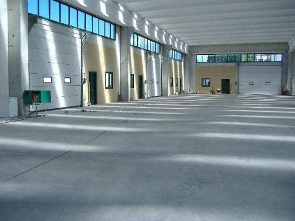 L'establiment comercial a Galbiate, Lecco - foto 1