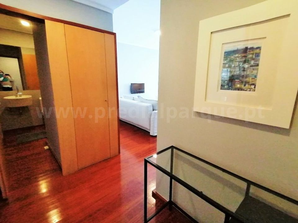 Apartment in Porto, Porto - photo 4