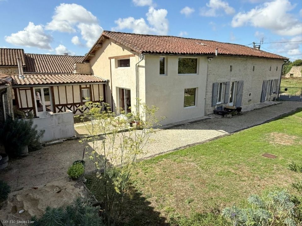 Villa i Verteuil-sur-Charente, Charente - bilde 1