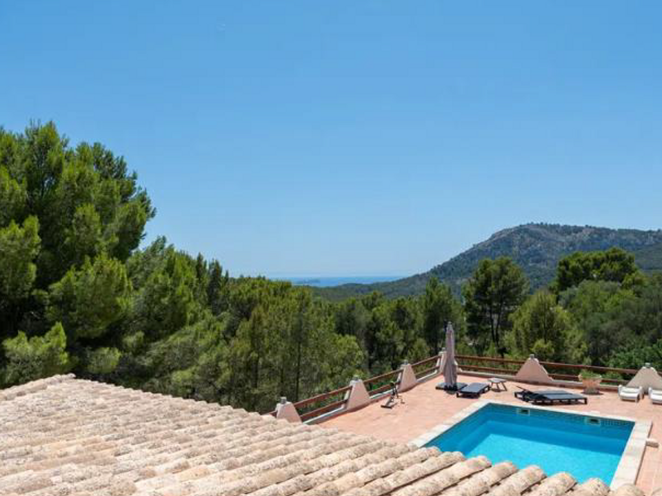 Villa in Es Capdella, Mallorca - foto 1