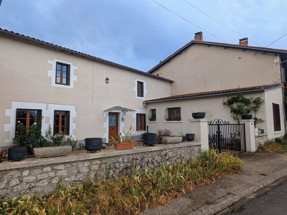 Landsbyhus i Saulge, Vienne - foto 1
