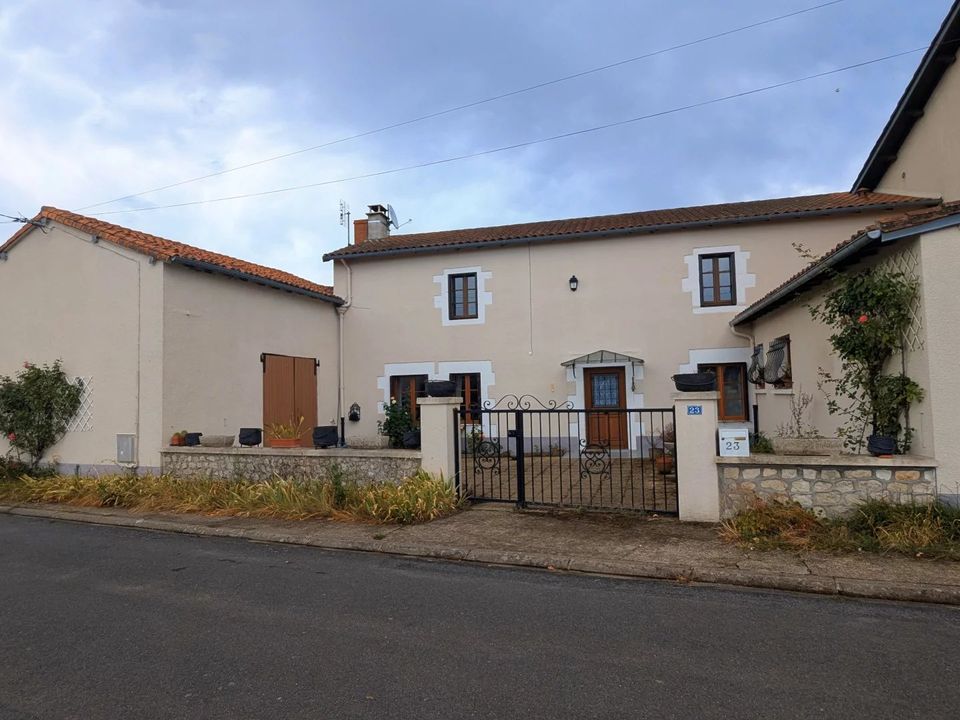 Landsbyhus i Saulge, Vienne - foto 1