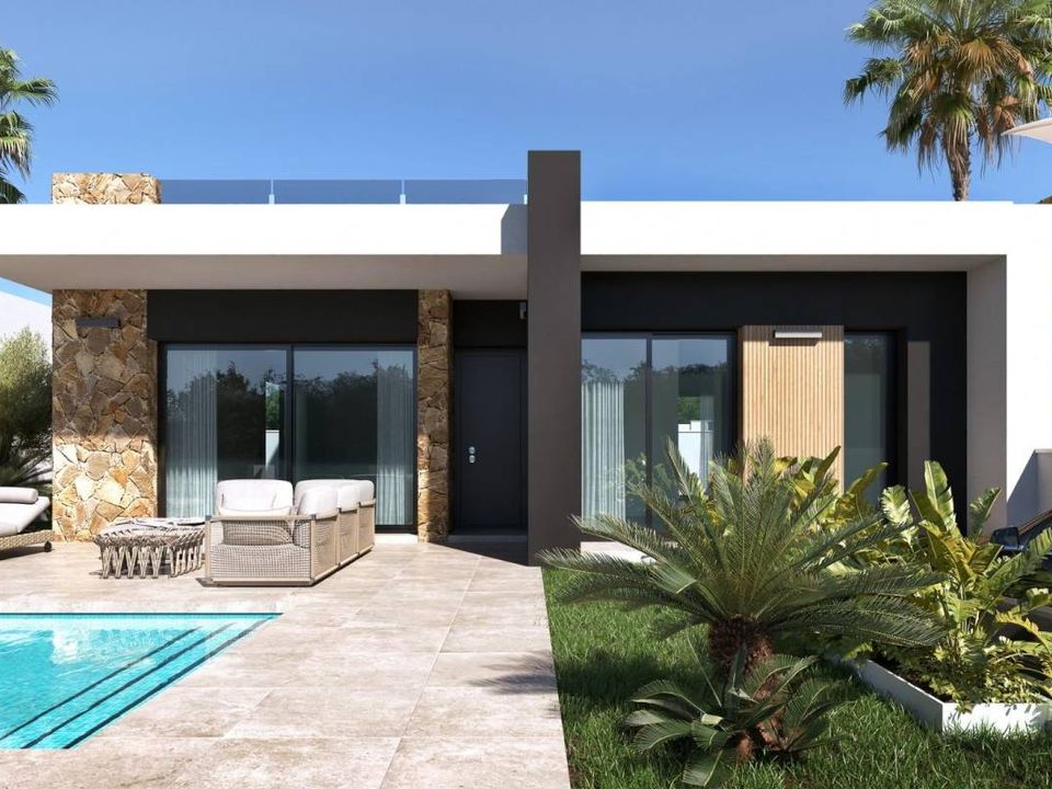 Villa - Ciudad Quesada, Alicante - photo 2