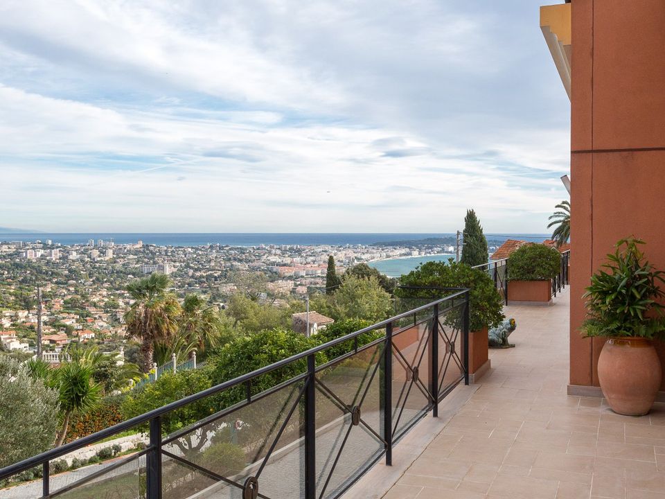 Villa i Cannes, Alpes-Maritimes - bilde 2