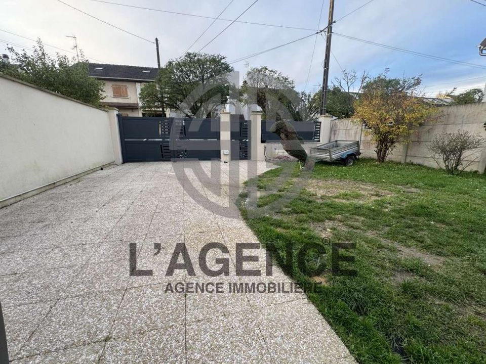 Villa i Coubron, Seine-Saint-Denis - foto 1