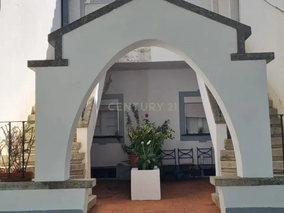 Erhvervsejendom i Evora, Evora - foto 1