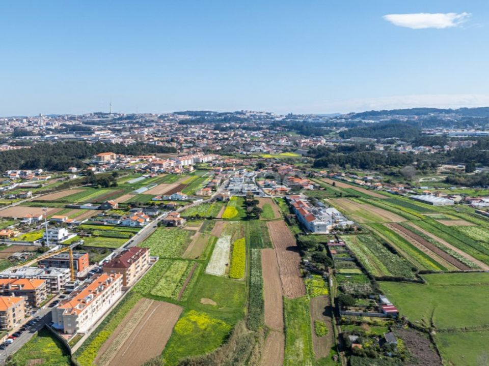 Helårsgrund i Valadares, Porto - foto 5