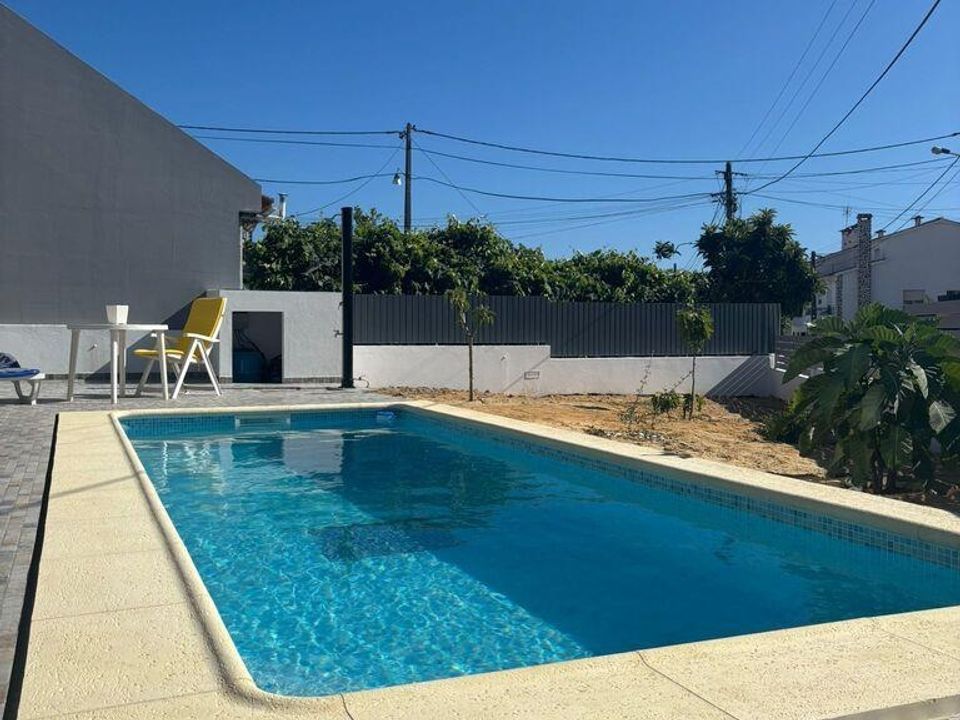 Byhus i Almada, Setubal - foto 2