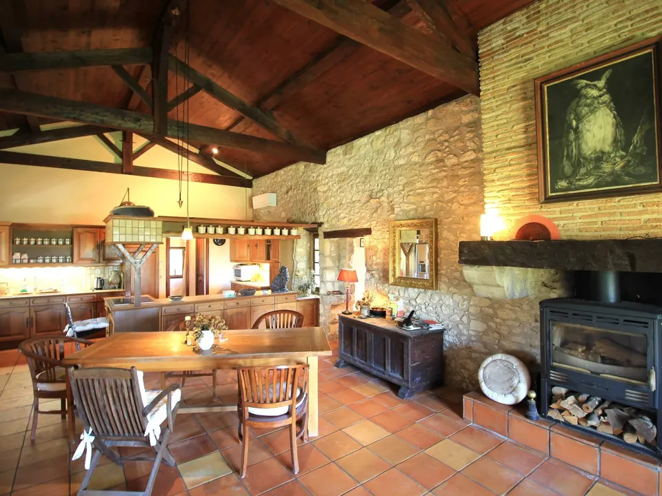 Villa in Monflanquin, Lot-et-Garonne - foto 2