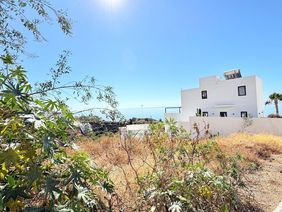 Helårsgrund i Torrox Costa, Malaga - foto 2
