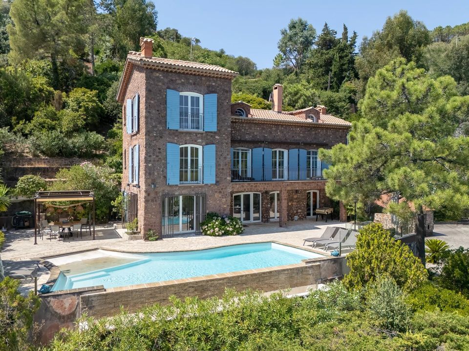 Villa i Theoule-sur-Mer, Alpes-Maritimes - bilde 2