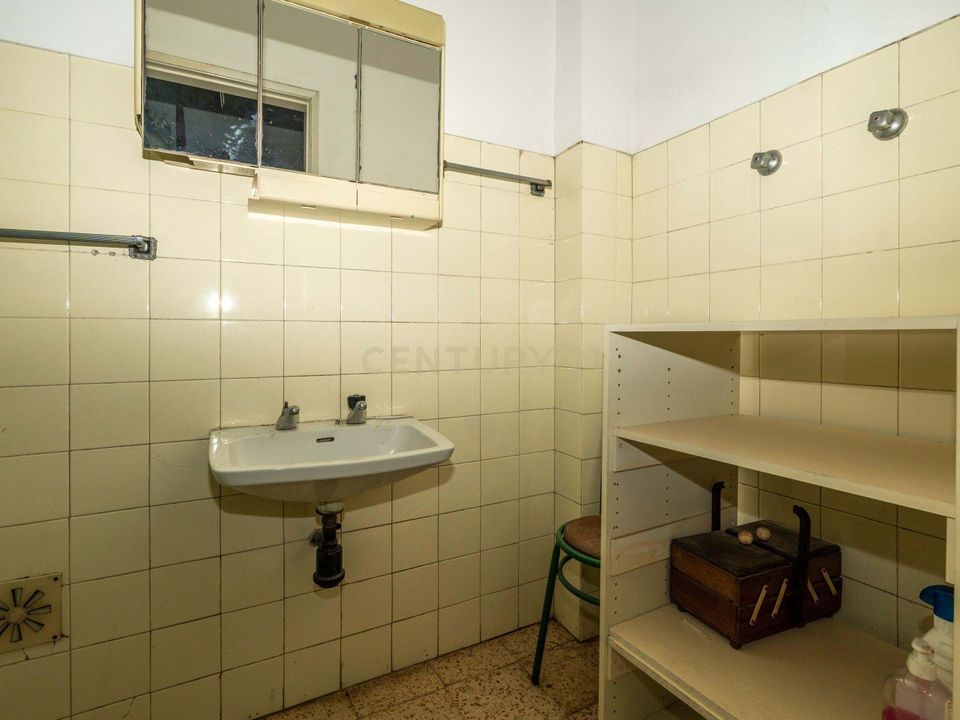 Erhvervsejendom i Amadora, Lisbon - foto 4