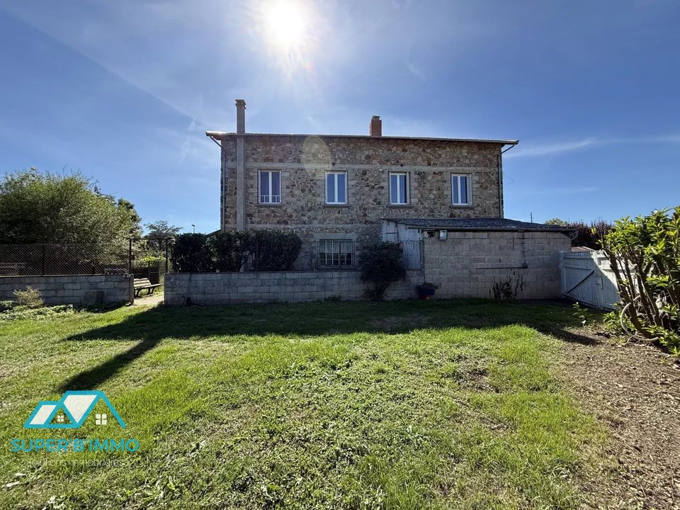 Villa i Brioude, Haute-Loire - bilde 1
