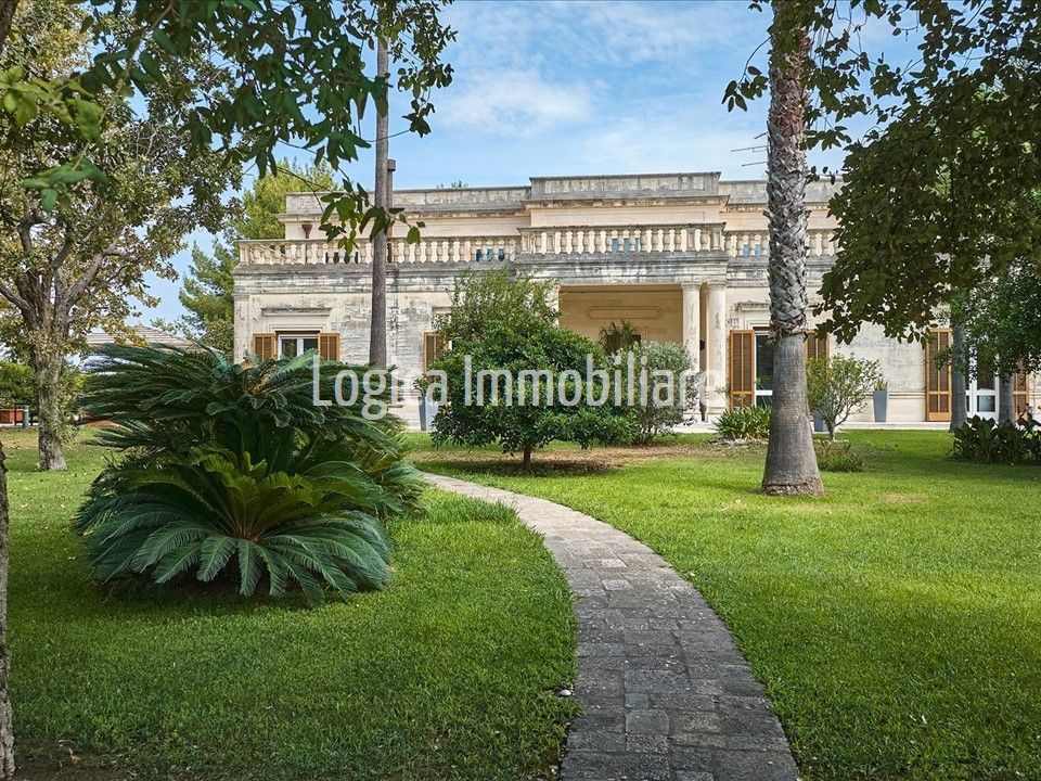 Villa em Lequile, Lecce - foto 1
