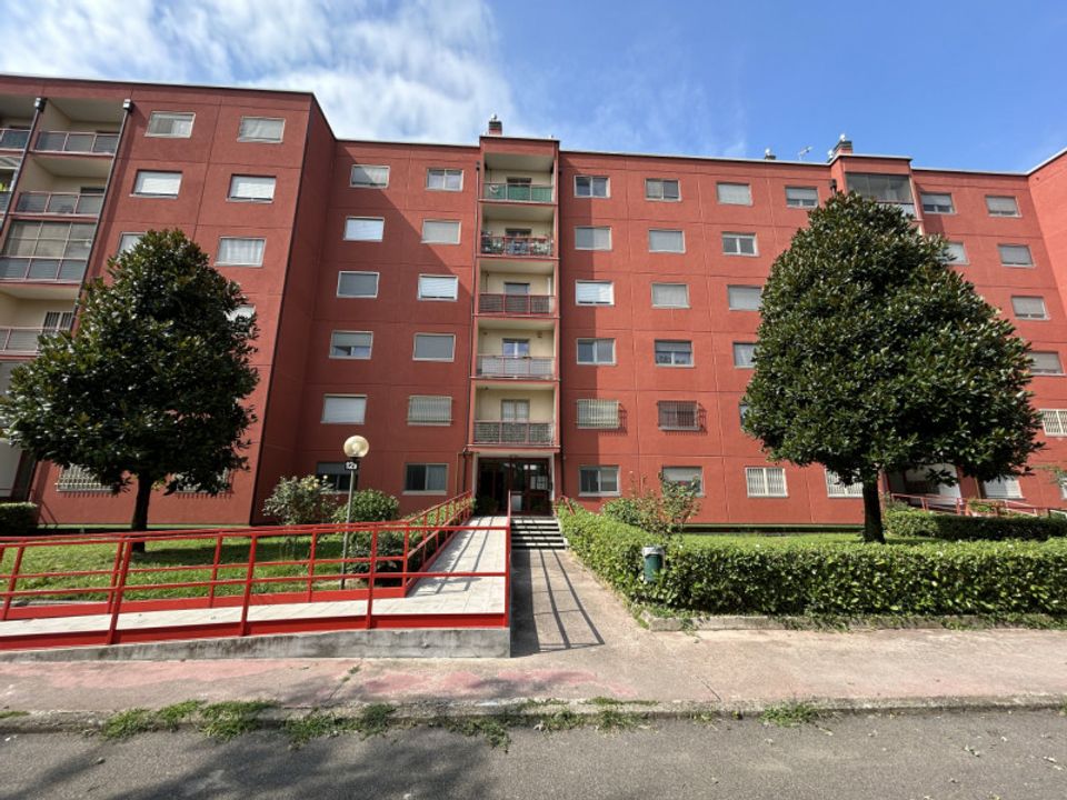 Lejlighed i San Giuliano Milanese, Milan - foto 1