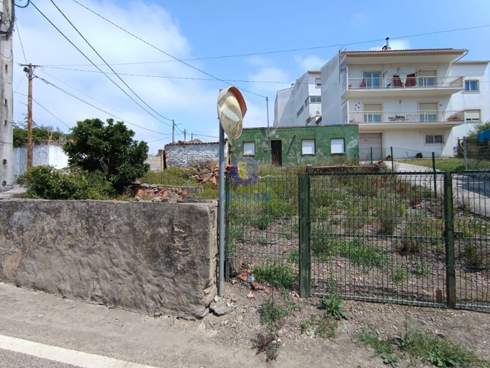 Helårsgrund i Caldas da Rainha, Leiria - foto 1