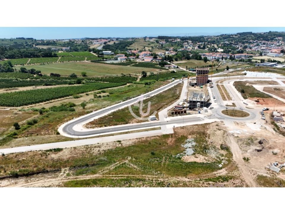 Helårsgrund i Alcobaca, Leiria - foto 1