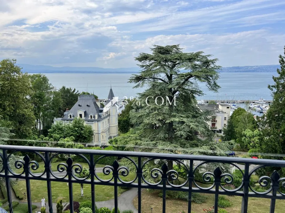 Lejlighed i Evian-les-Bains, Haute-Savoie - foto 1