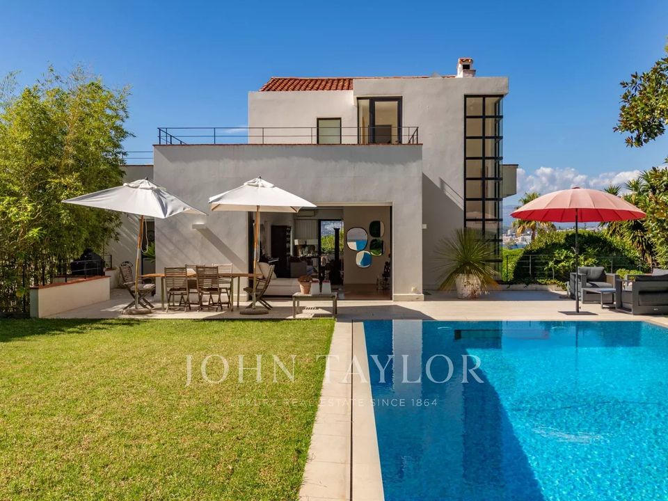 Villa i Antibes, Alpes-Maritimes - foto 1