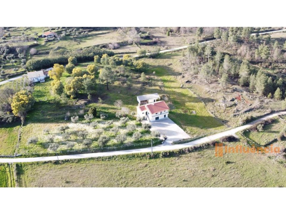 Villa i Macainhas de Baixo, Guarda - foto 1