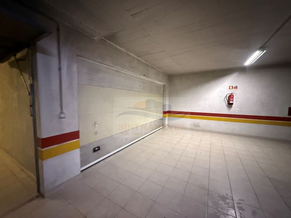 Erhvervsejendom i Odivelas, Lisbon - foto 4
