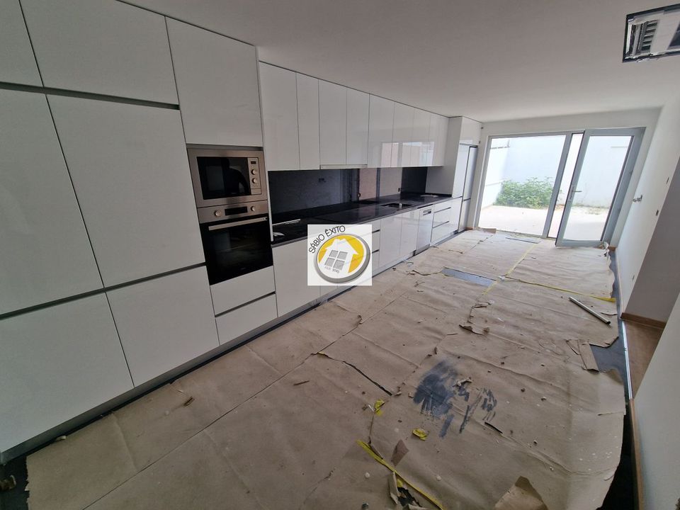 Villa i Santa Maria da Feira, Aveiro - foto 3