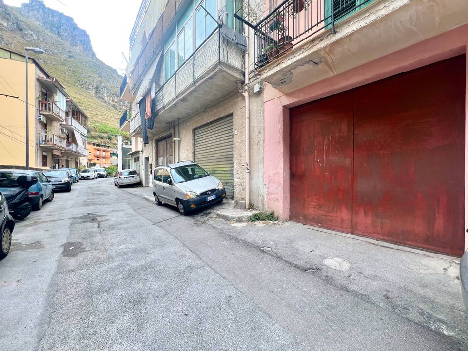 L'establiment comercial a Palermo, Palermo - foto 1