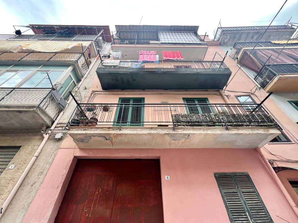 L'establiment comercial a Palermo, Palermo - foto 2