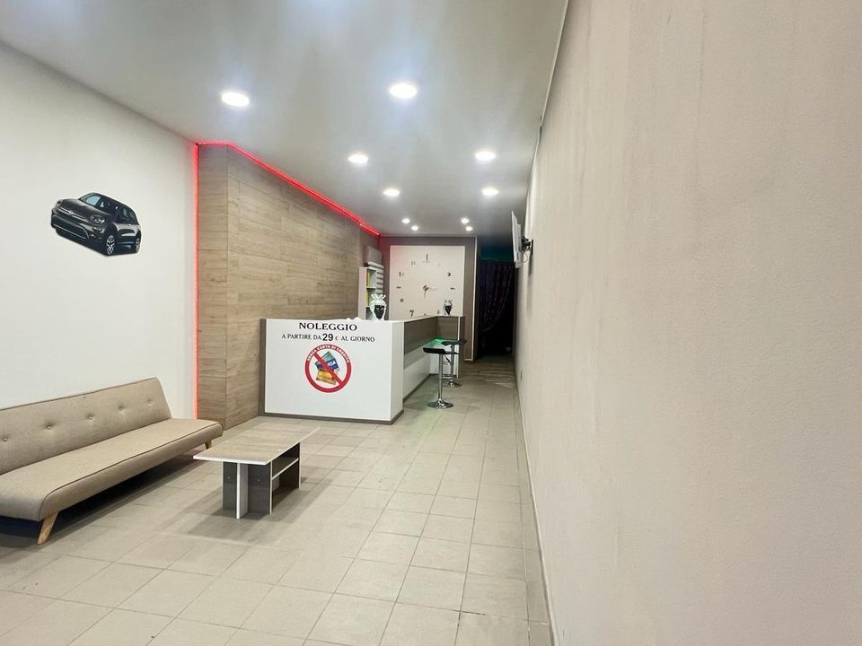 Erhvervsejendom i Tremestieri Etneo, Catania - foto 2