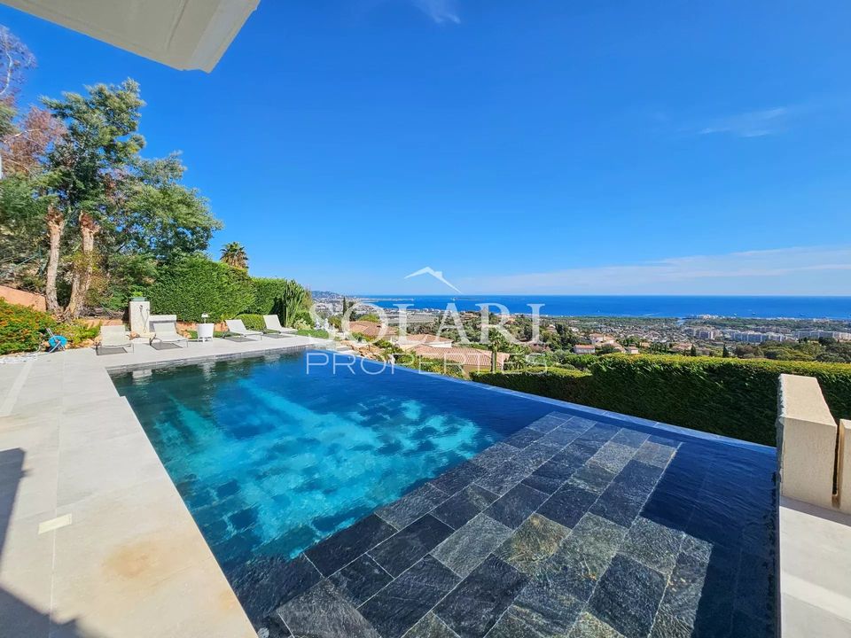 Villa i Mandelieu-la-Napoule, Alpes-Maritimes - foto 1
