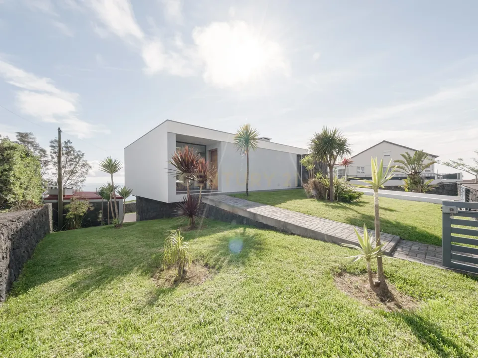 Villa i Doze Ribeiras, Terceira - bilde 1